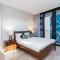 Luxuriuous 1 Bedroom in 16 on Bree