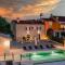 Villa Grazia - with heated salt water Pool