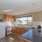 Chalet De Neige 2 9 Jillamatong Street - Jindabyne