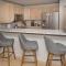Gateway Plaza R4 Condo