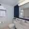La Quinta by Wyndham Secaucus Meadowlands