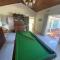 Kwa Thibi Cottage Sleeps 14-with inverter - Umdloti