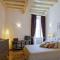 Rental in Rome Trevi Fouintain View Apartment