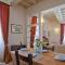 Rental in Rome Trevi Fouintain View Apartment