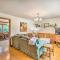 Charming Cottage Less Than 10 Mi to Wineries and Skiing!