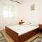 Apartments by the sea Podgora, Makarska - 6782