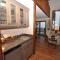 The Crest 200C condo - شوغر ماونتين