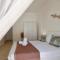 Sonia`s luxury apartment with jacuzzi