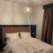 Hotel SH & SH