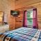 Cozy log cabin!! In heart of PF & close to the Smokies - Pigeon Forge