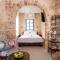 Arabesque House