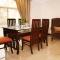 Luxury 3 Bedrooms Apartment