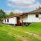 8 person holiday home in Ebeltoft-By Traum