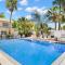 Waves 18, 2 Bedroom, Pool View, Heated Pool, BBQ, WiFi, Sleeps 6 - St Pete Beach