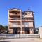 Guest House Maxi