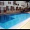 HOME4U - Fantastic 2 bedroom apartment, with pool