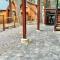 1 Mi to Donner Lake Truckee Home with Decks and Views - Траки