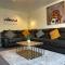 5 Lockside *Free private parking* *City centre*