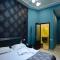 GOLDEN SECONDS Hotel