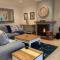 2 Rawdons Country Estate