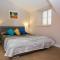 Villa Flores Room