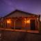 -Pet Friendly- Miners Cabin #5 -Two Double Beds - Private Balcony