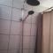appartement avec Jacuzzi hammam sauna privatisé au rez de chaussée ds maison à Voglans à 2 kilomètres du lac du bourget en Savoie entre Chambéry et Aix les Bains cure thermale
