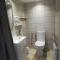 appartement avec Jacuzzi hammam sauna privatisé au rez de chaussée ds maison à Voglans à 2 kilomètres du lac du bourget en Savoie entre Chambéry et Aix les Bains cure thermale