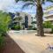Green Hills Luxury Apartment with Comm pool (in & out) & Spa EB7