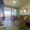 Green Hills Luxury Apartment with Comm pool (in & out) & Spa EB7