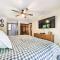 Woodsy Home with View, 1 Mi to Lake Shelbyville