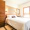 Bright spacious two bed South facing family apartment
