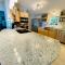 Paradise View Getaway-Dacha