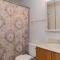 Contemporary, marine 2bd/1ba Apartment C in Kent