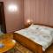 Former Ceausescu's Vila Crizantema - 伯伊莱戈沃拉