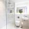 Stunning City Centre House With Hot Tub & Cinema Room