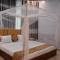 Chimpanzee Lodge