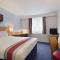 Ramada Wakefield