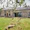 Wildhaven- Idylic rural farmhouse with log burner and countryside views - Gwynfe