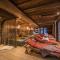 Helmhotel