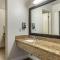 Best Western Plus South Bay Hotel