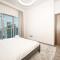 Luton Vacation Homes - Modern & Lake view 1BR , MBL Residence, Jumeirah Lake Towers