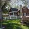 Silver Maple Inn