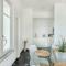 Sea Breeze Flat, Terre Marine
