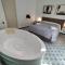 Sonnino Suite jacuzzi apartment