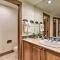 Upscale Ski-InandSki-Out Escape with Deck and Grill - Теллурайд