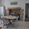 Luxury dog friendly home in Brixham harbour with sea views and free parking