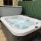 Cottage With Hot Tub in Pembrokeshire