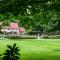 Amsterdamgarden - stunning garden villa with pool close to Amsterdam
