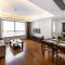 Starr Hotel and Serviced Apartment -Shanghai Jingan Railway Station